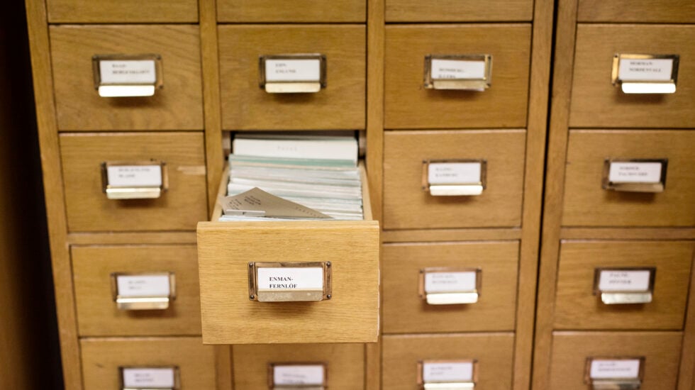 Släktforskning hos Genealogiska föreningen, en riksförening för släktforskning. Kartotek. Foto: Anders Ahlgren / SvD / TT /
